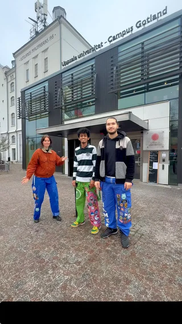 🌯✨ Free lunch, anyone?

Rindi x Shawarma Bar Visby is making your day tastier!

How to join:
👉 Tag a friend you’d join a meal at Shawarma Bar with
👉 Both of you must follow both @rindistudentkar & @shawarma_bar_visby
👉 Both of you must be Rindi members

We’ll pick one lucky pair to enjoy a FREE lunch for two at Shawarma Bar 🤍

Giveaway ends Saturday, 18th April!

Good luck & bring your appetite!

Shawarma bar is open all 7 days of the week for lunch and dinner, and all students get a 10% discount, while Rindi members get 15%.

#rindi
#shawarmabarvisby